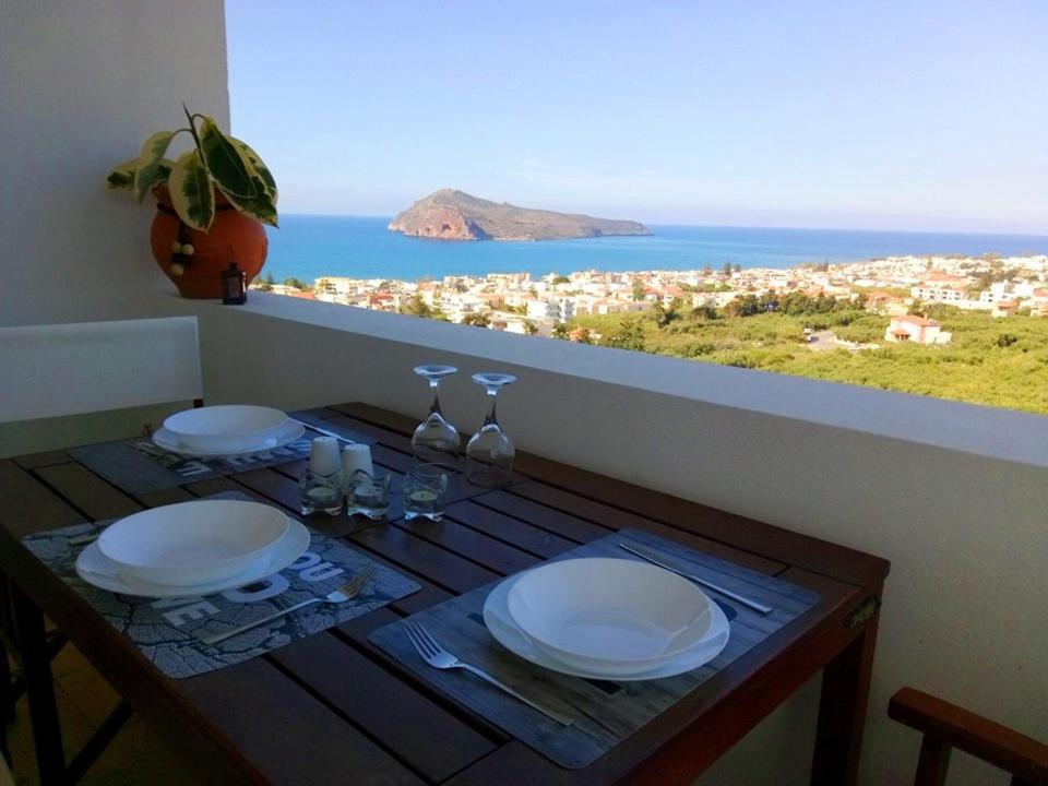 Thea Apartment Agia Marina Exterior foto
