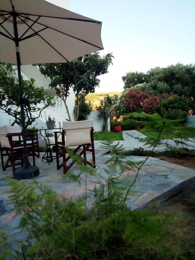Thea Apartment Agia Marina Exterior foto