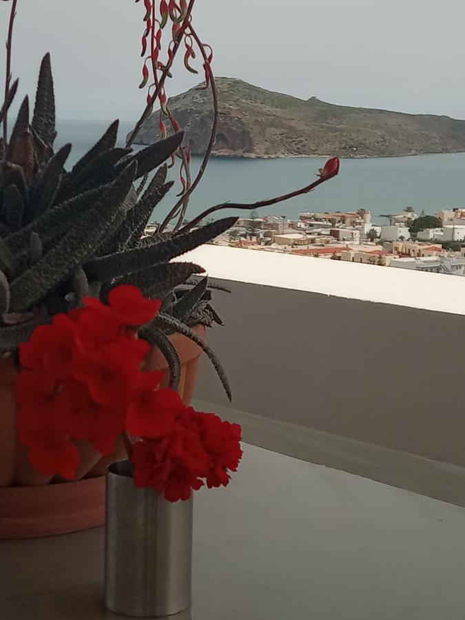 Thea Apartment Agia Marina Exterior foto